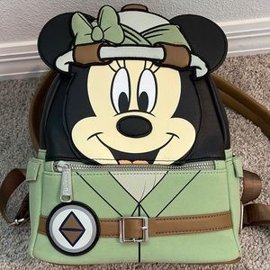 Minnie Mouse Loungefly! Jambo